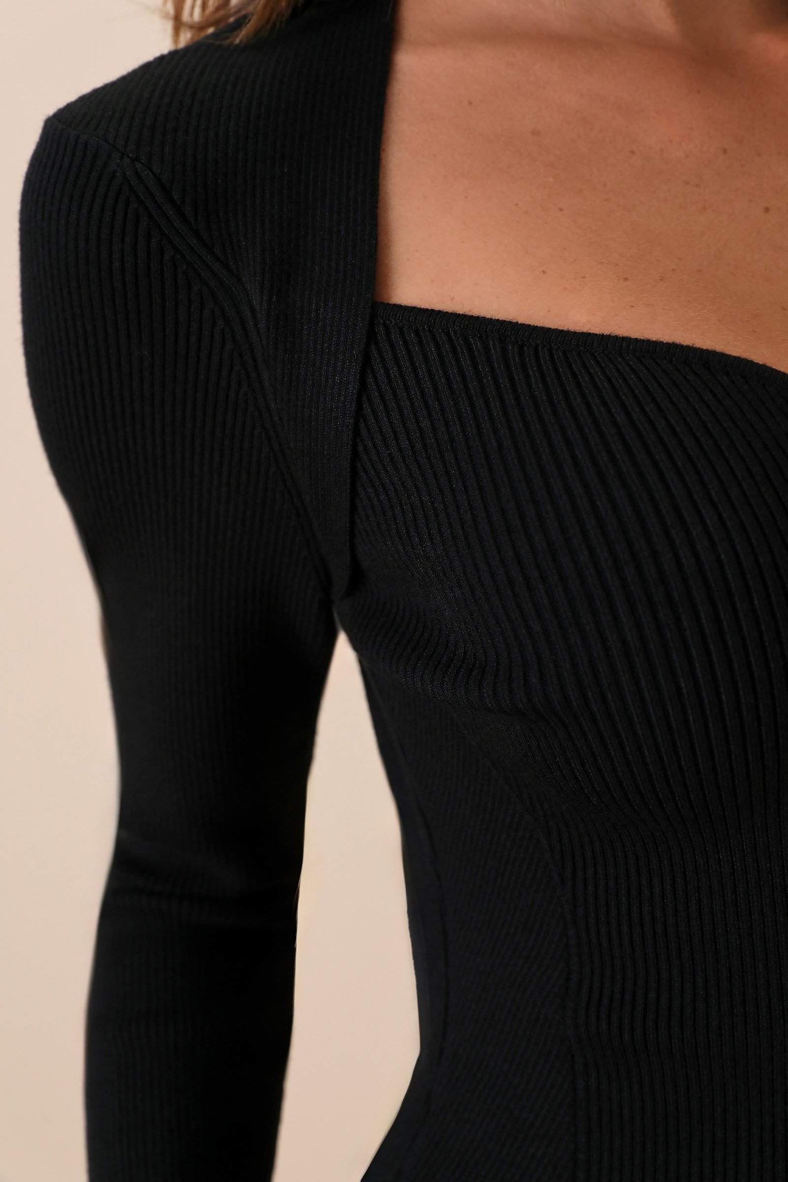 Adoring Me Black Long Sleeve Ribbed Knit Midi Dress — view 4